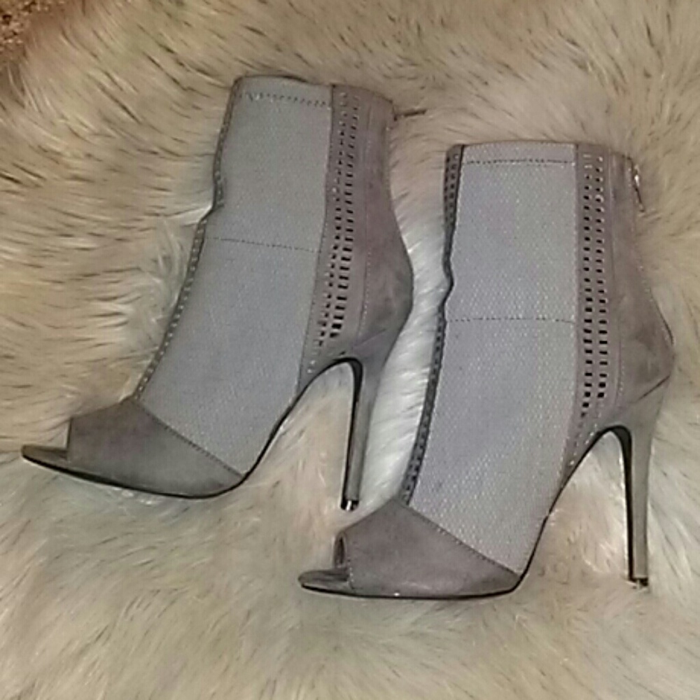 Grey and pale blue high heels